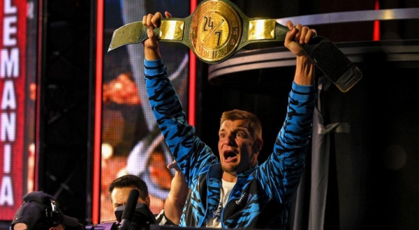 Rob Gronkowski 24-7 Champion - Wrestling Examiner