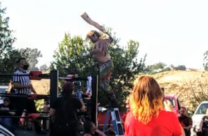 Rob Shit using a prosthetic leg wrapped in barbed wire - Wrestling Examiner
